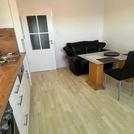 Апартаменты Zentrumsnahe Wohnung, Anviolhomes