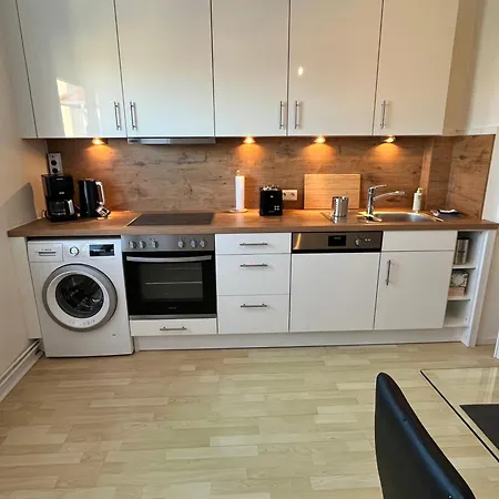 Апартаменты Zentrumsnahe Wohnung, Anviolhomes